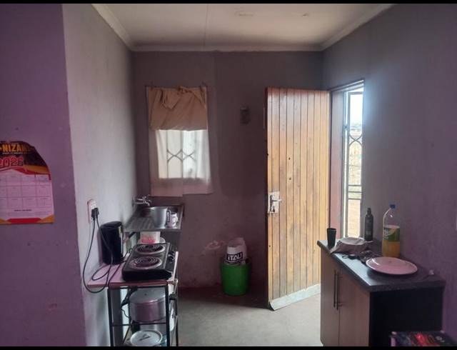 2 BEDROOM HOUSE FOR SALE IN PALM RIDGE